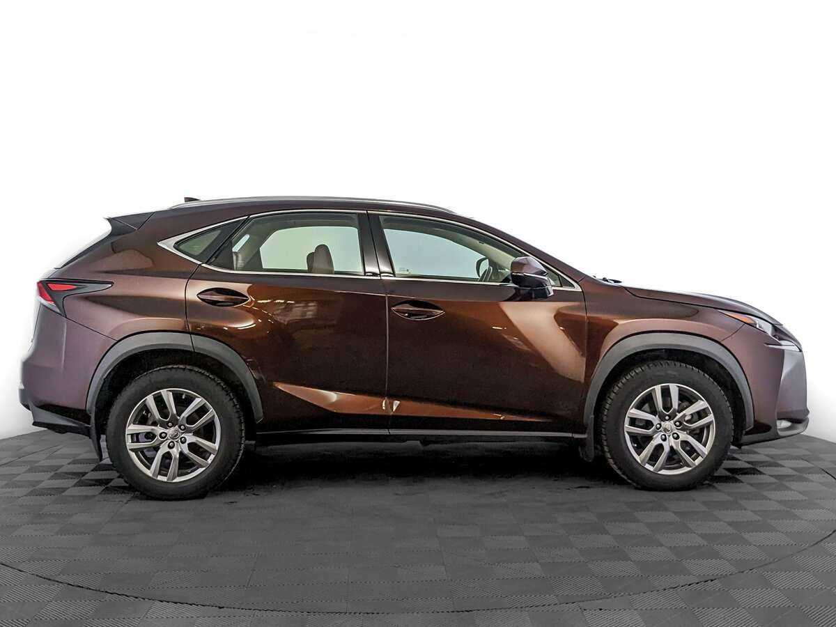 Lexus NX с пробегом — 2017 год. Фото: #3