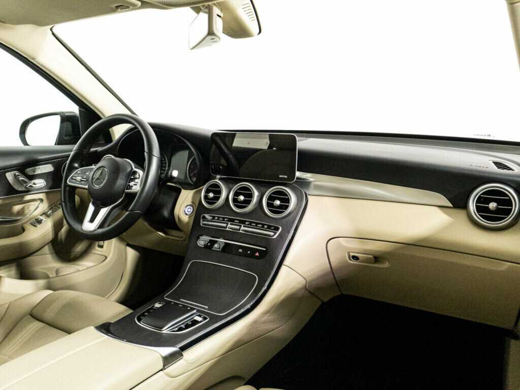 Mercedes-Benz GLC с пробегом — 2019 год. Фото: #9