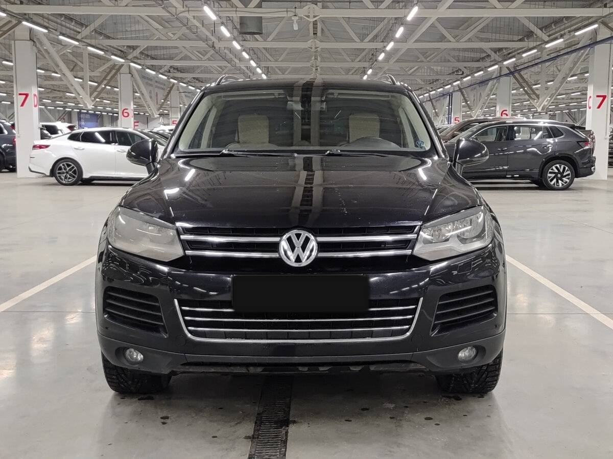 Volkswagen Touareg с пробегом — 2011 год. Фото: #1
