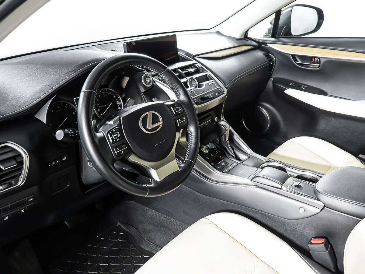 Lexus NX с пробегом — 2017 год. Фото: #14