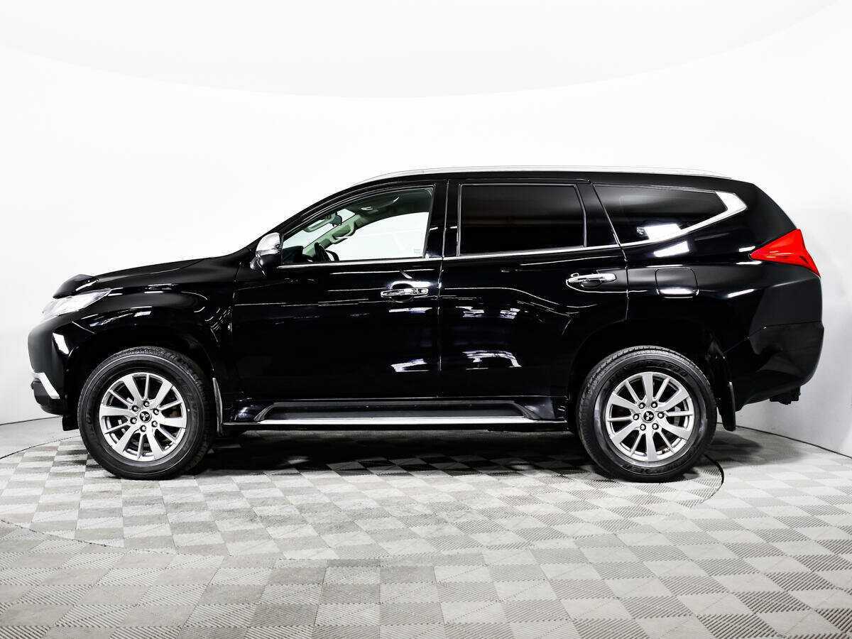 Mitsubishi Pajero Sport с пробегом — 2019 год. Фото: #7