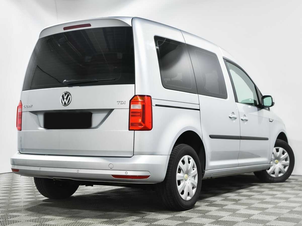 Volkswagen Caddy с пробегом — 2015 год. Фото: #3