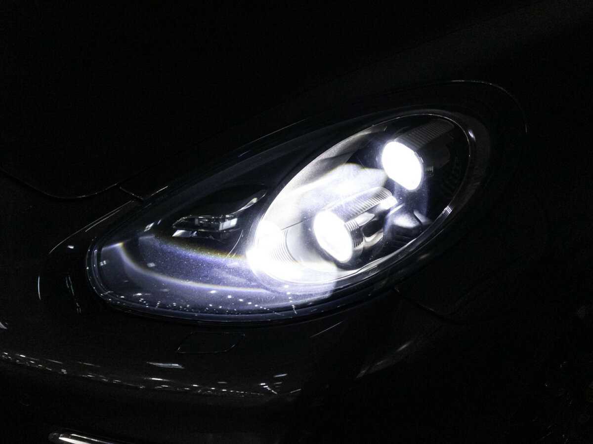 Porsche Panamera с пробегом — 2016 год. Фото: #27
