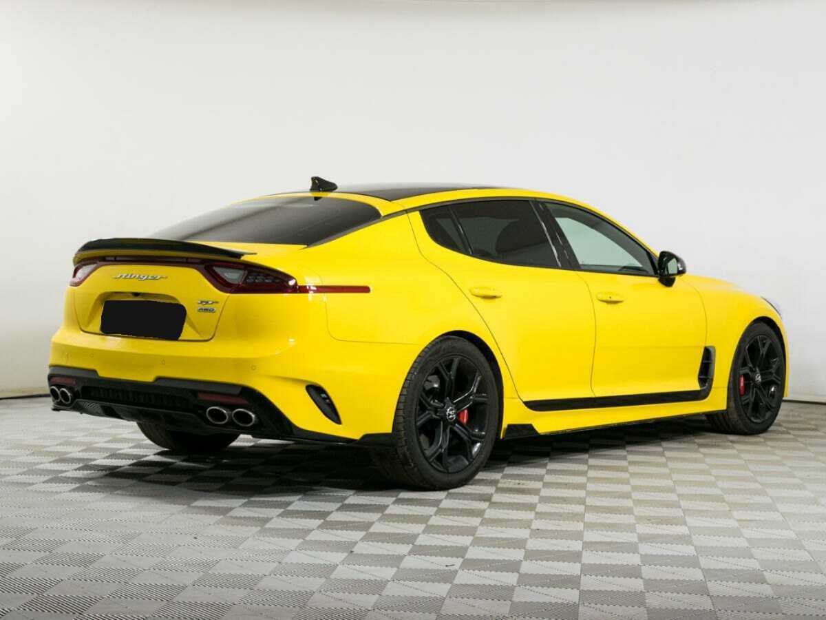 Kia Stinger с пробегом — 2018 год. Фото: #3
