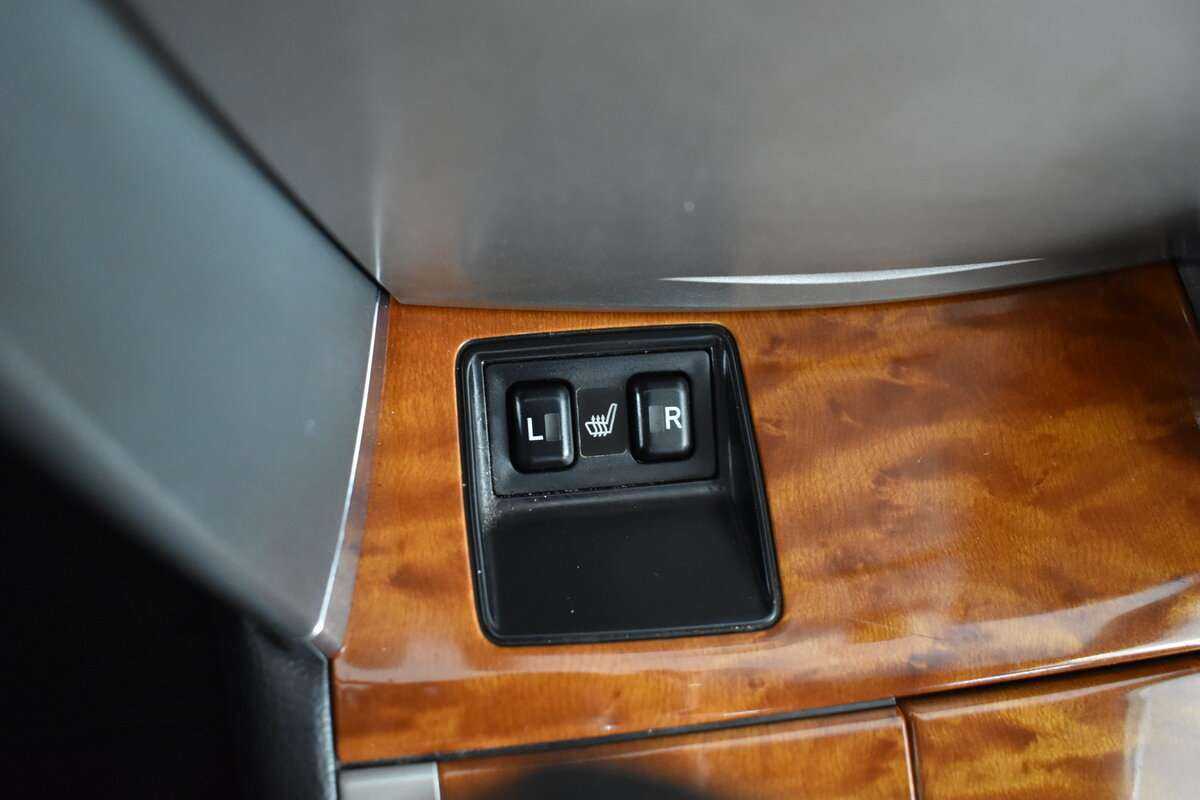 Toyota Camry с пробегом — 2010 год. Фото: #15
