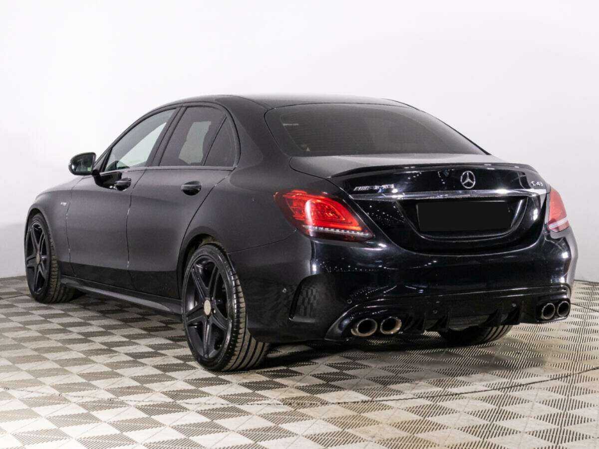 Mercedes-Benz C-Класс AMG с пробегом — 2019 год. Фото: #6