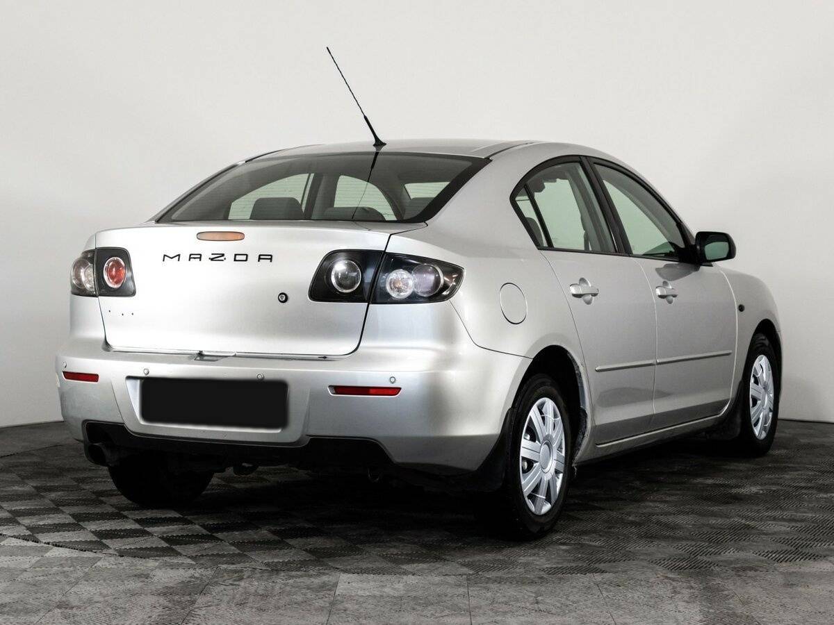 Mazda 3 с пробегом — 2008 год. Фото: #4