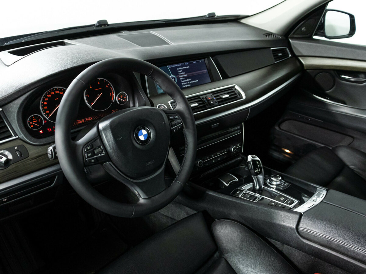 BMW 5 серии с пробегом — 2011 год. Фото: #10