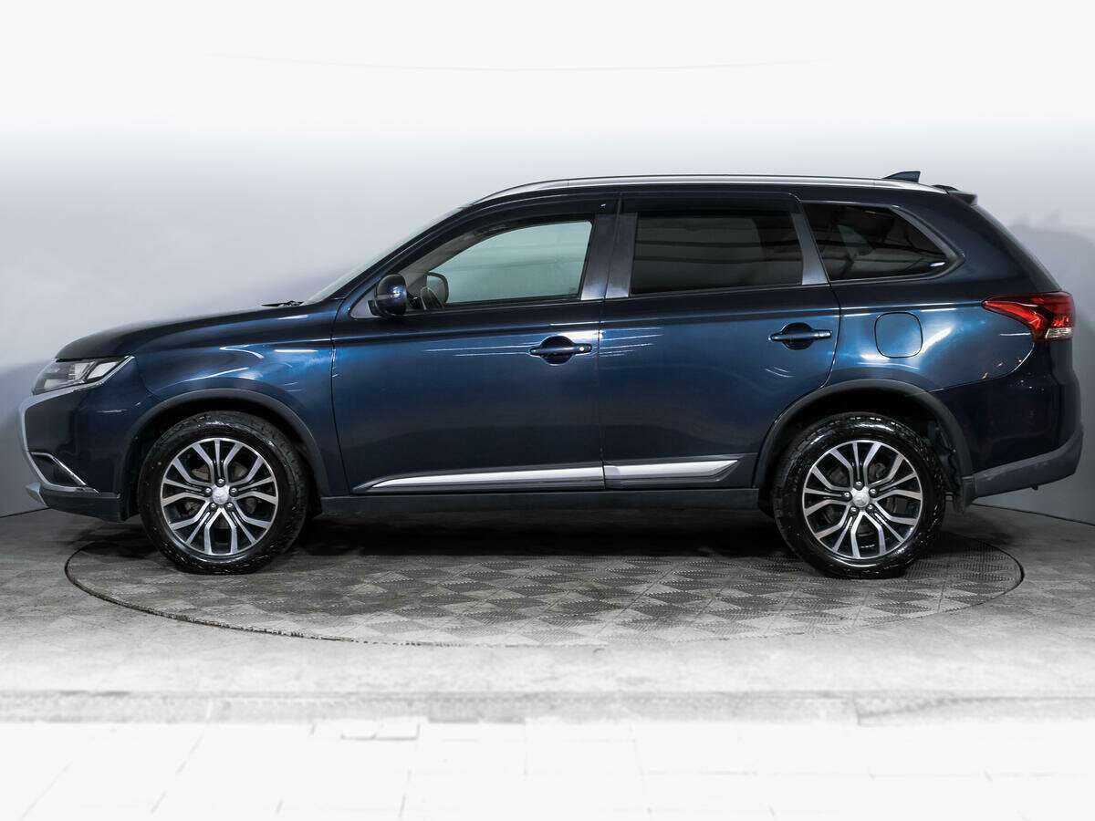 Mitsubishi Outlander с пробегом — 2017 год. Фото: #6