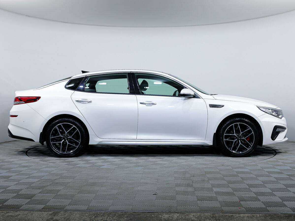 Kia Optima с пробегом — 2018 год. Фото: #2