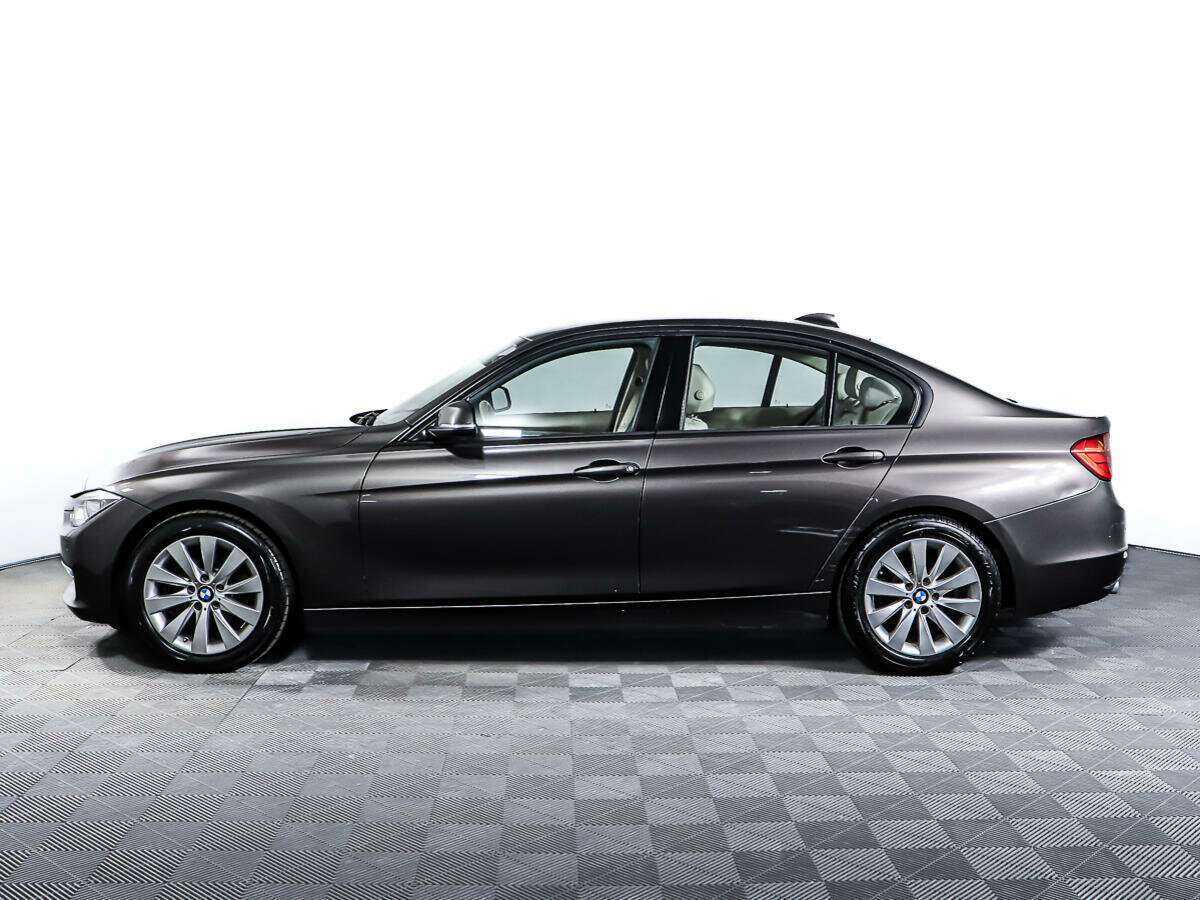 BMW 3 серии с пробегом — 2012 год. Фото: #7