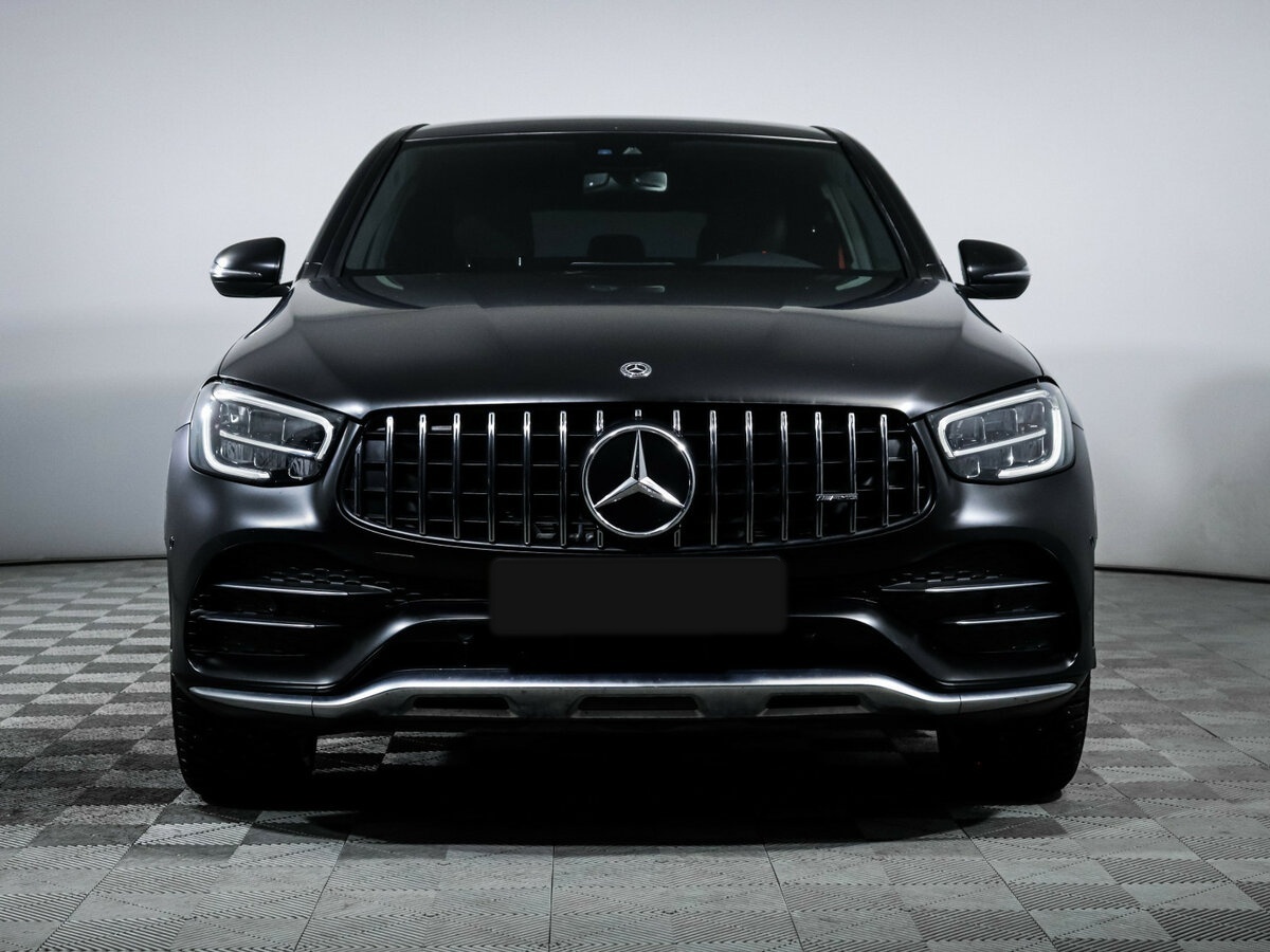 Mercedes-Benz GLC Coupe AMG с пробегом — 2020 год. Фото: #1