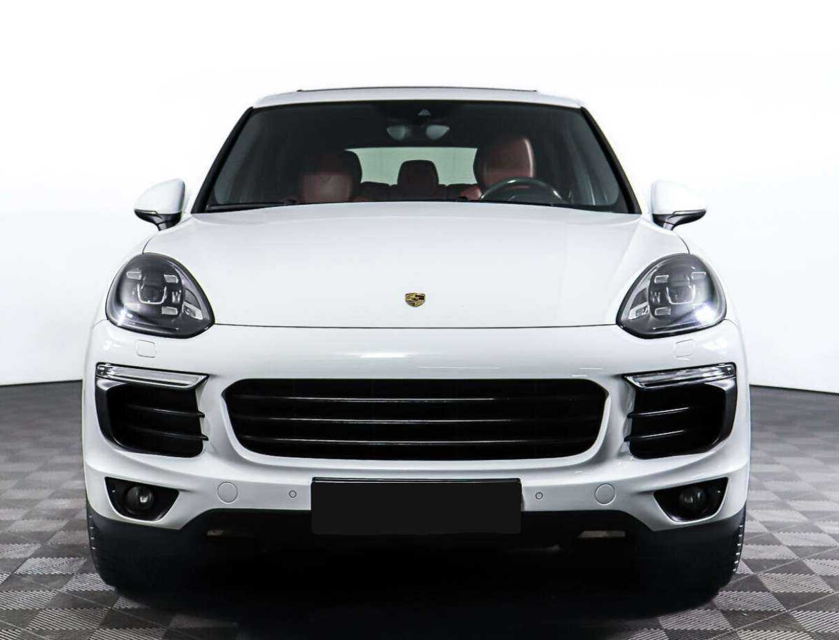 Porsche Cayenne с пробегом — 2017 год. Фото: #1