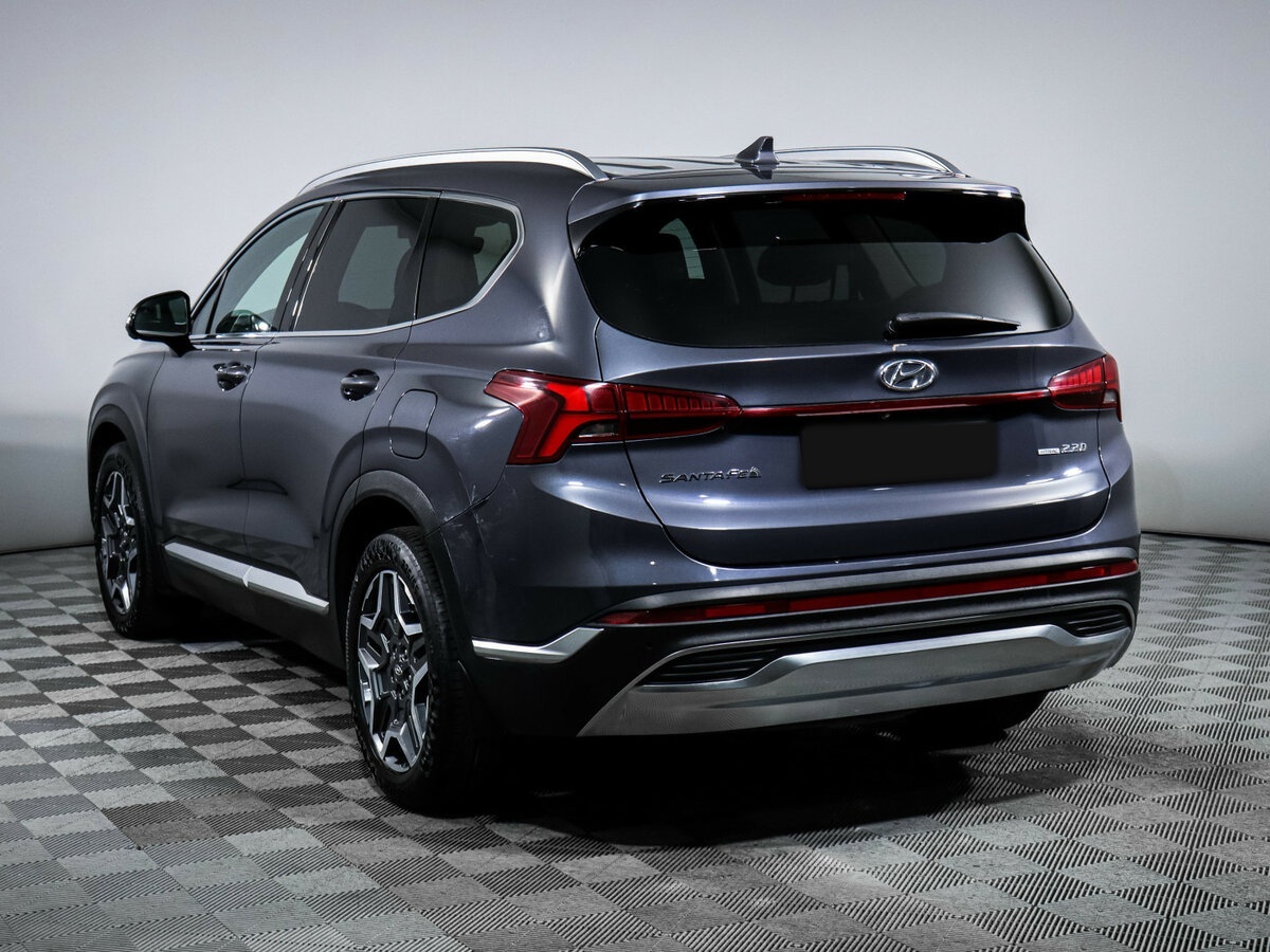 Hyundai Santa Fe с пробегом — 2021 год. Фото: #4