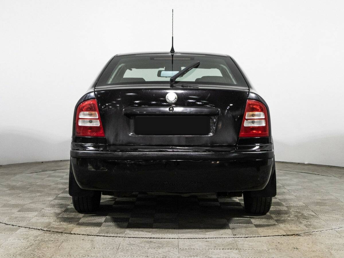 Skoda Octavia с пробегом — 2006 год. Фото: #5