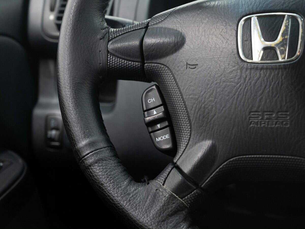 Honda CR-V с пробегом — 2004 год. Фото: #15