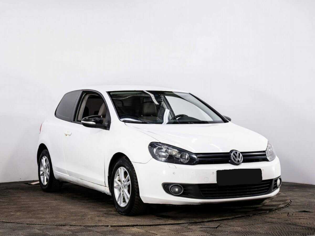 Volkswagen Golf с пробегом — 2011 год. Фото: #2