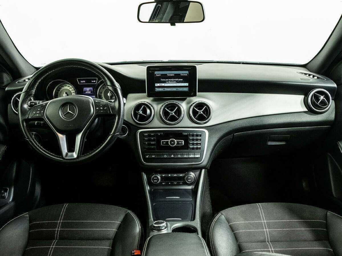 Mercedes-Benz GLA с пробегом — 2015 год. Фото: #12