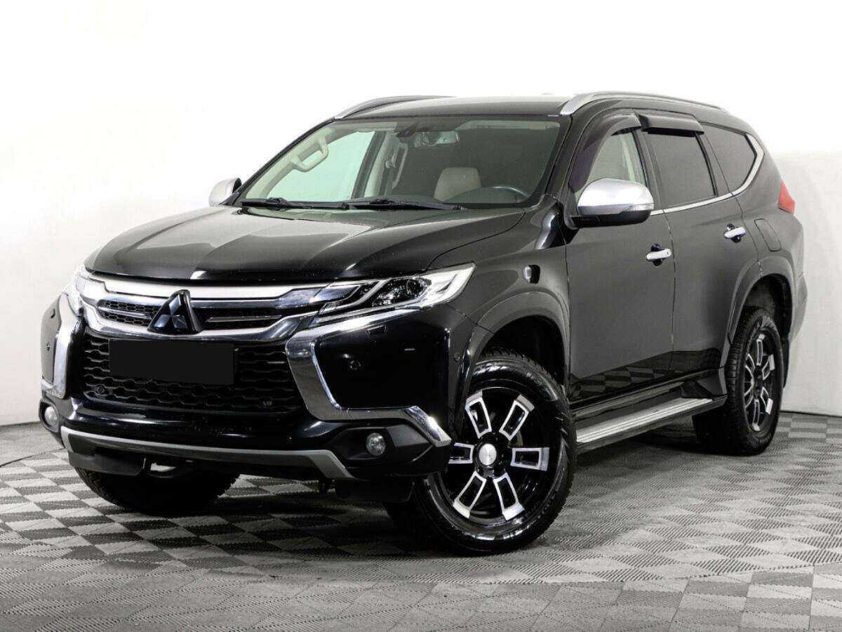Mitsubishi Pajero Sport с пробегом — 2017 год. Посмотреть фото