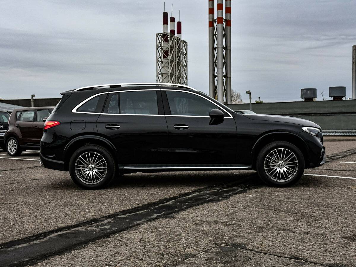 Mercedes-Benz GLC с пробегом — 2023 год. Фото: #3