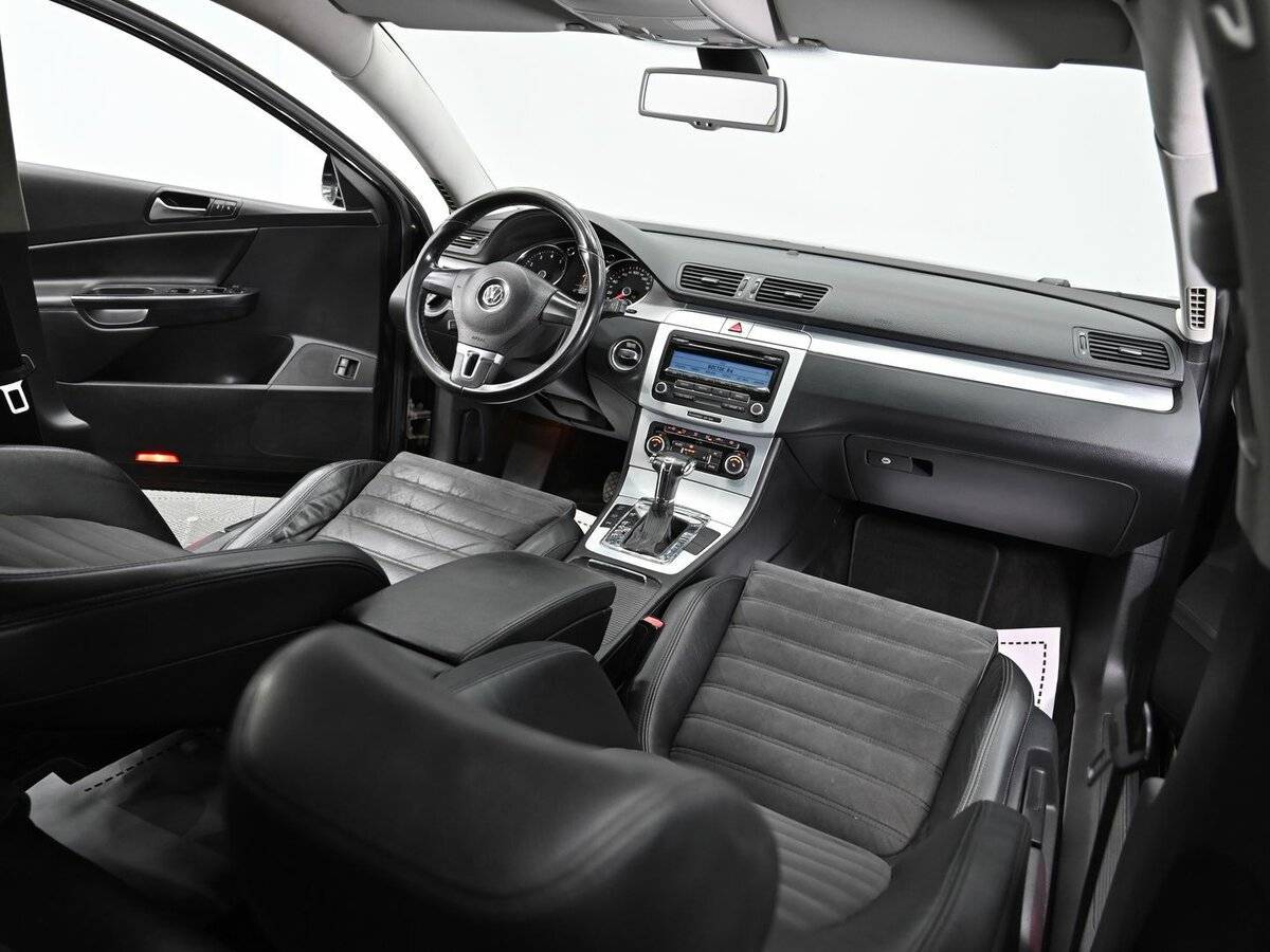 Volkswagen Passat с пробегом — 2010 год. Фото: #10