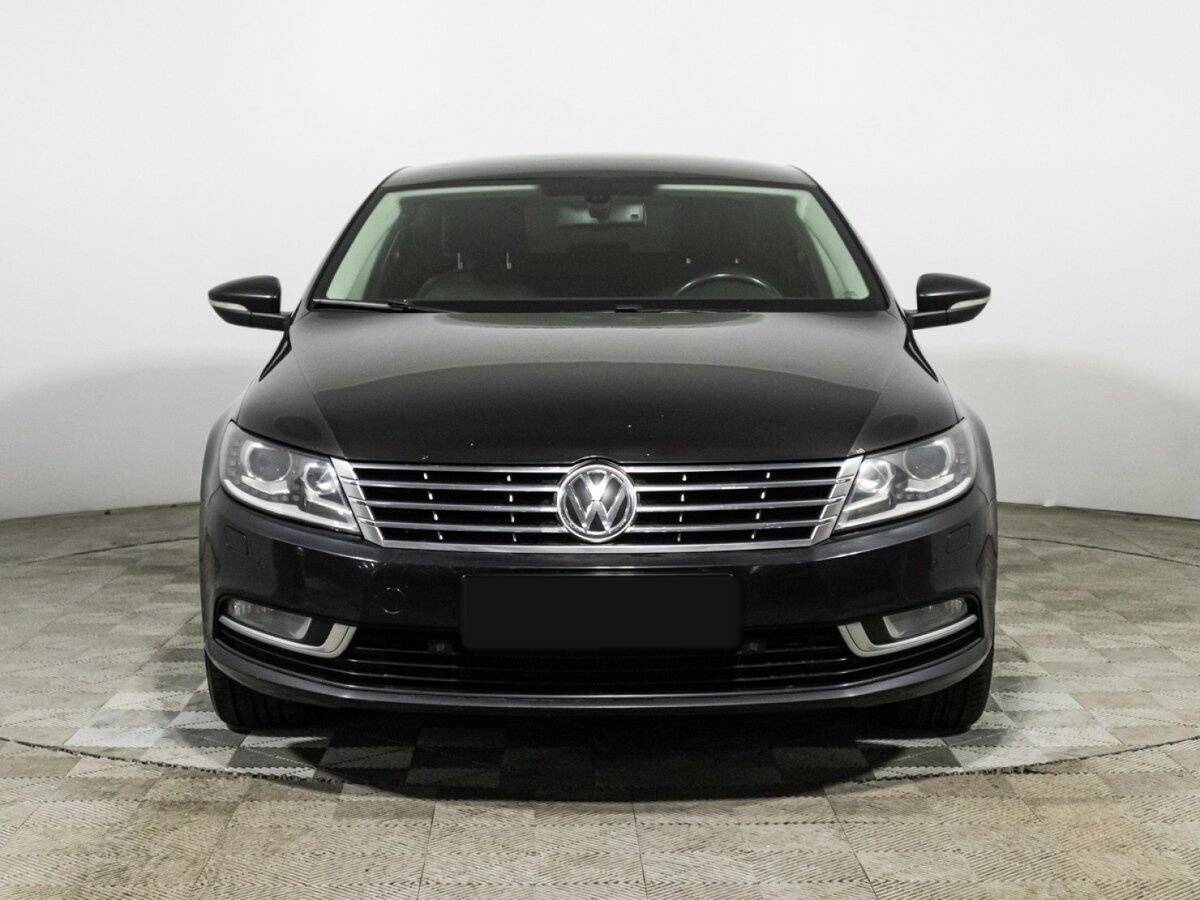 Volkswagen Passat CC с пробегом — 2014 год. Фото: #1