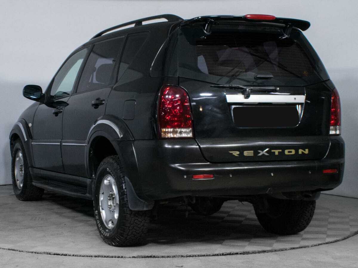 SsangYong Rexton с пробегом — 2006 год. Фото: #6