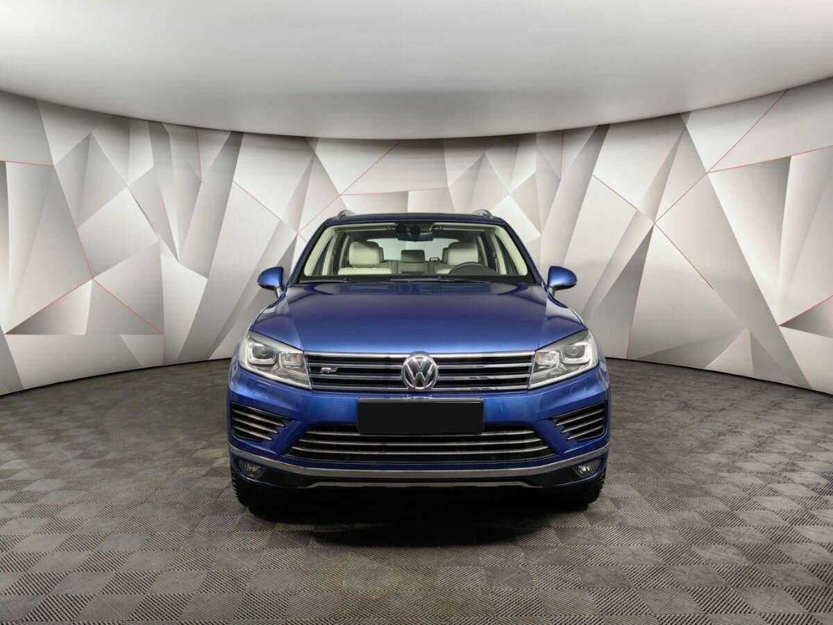 Volkswagen Touareg с пробегом — 2016 год. Фото: #6