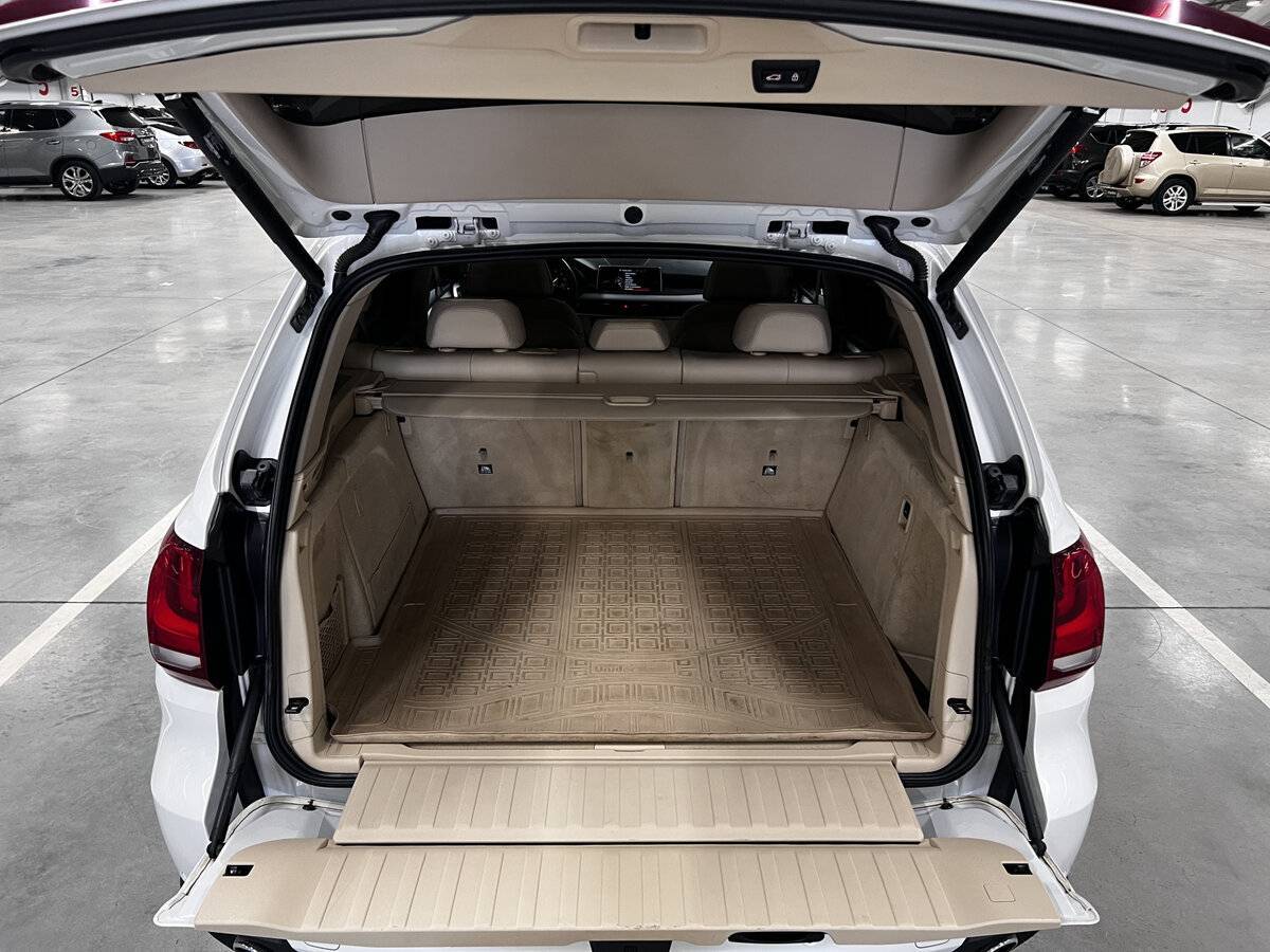 BMW X5 с пробегом — 2015 год. Фото: #9