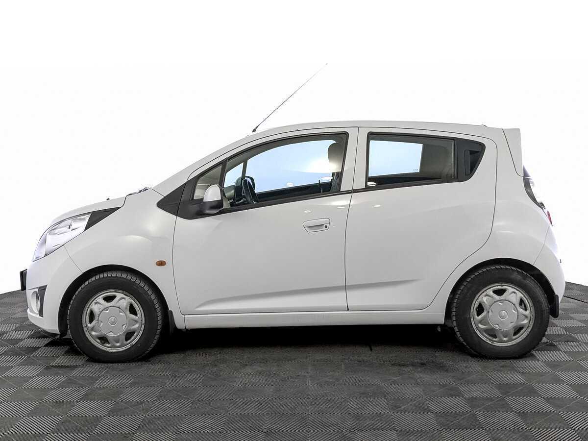 Chevrolet Spark с пробегом — 2011 год. Фото: #7