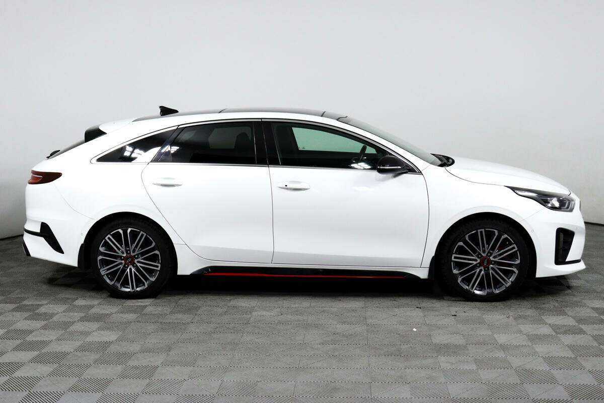 Kia Proceed с пробегом — 2019 год. Фото: #3