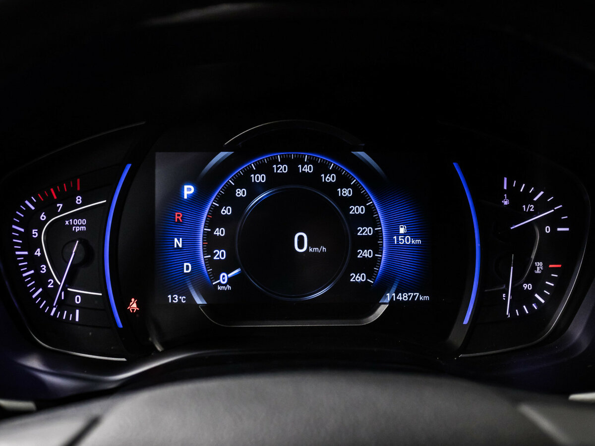 Hyundai Santa Fe с пробегом — 2019 год. Фото: #7