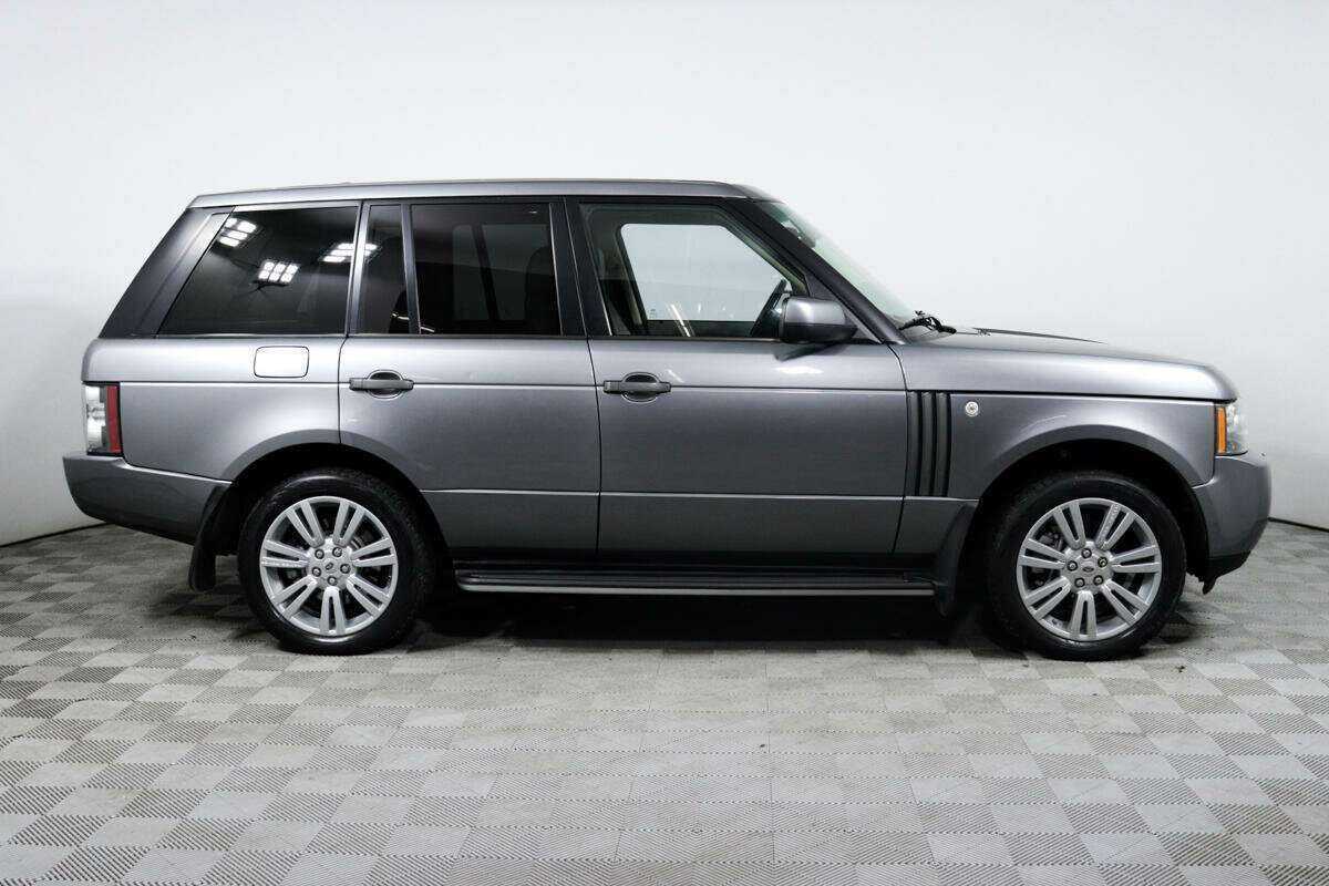Land Rover Range Rover с пробегом — 2010 год. Фото: #3