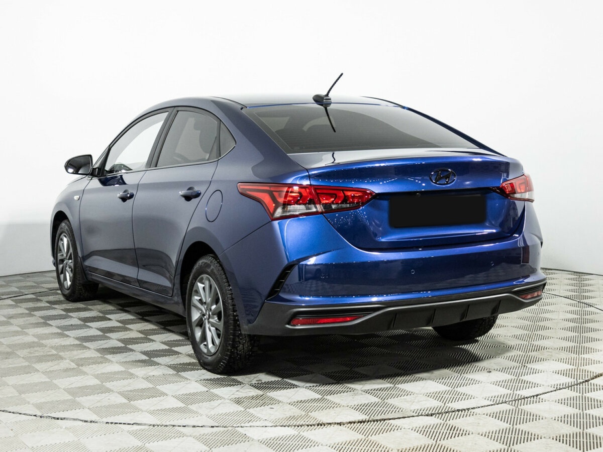 Hyundai Solaris с пробегом — 2021 год. Фото: #6