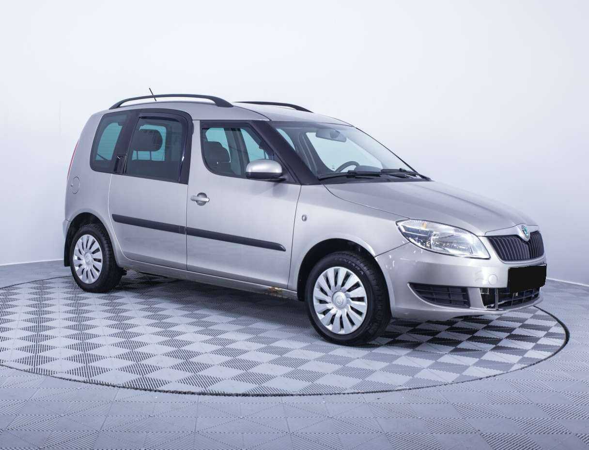 Skoda Roomster с пробегом — 2011 год. Фото: #2