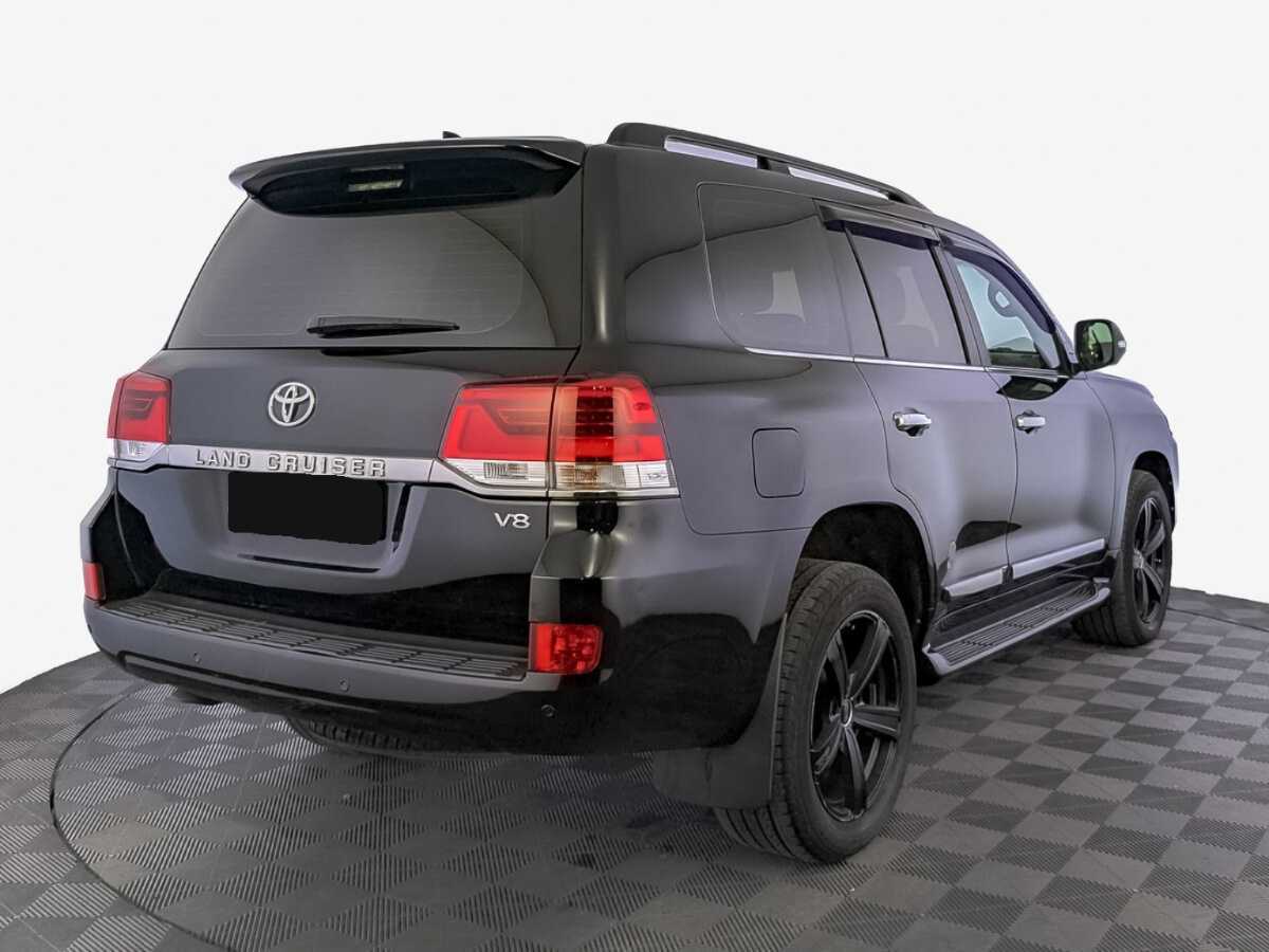 Toyota Land Cruiser с пробегом — 2016 год. Фото: #4