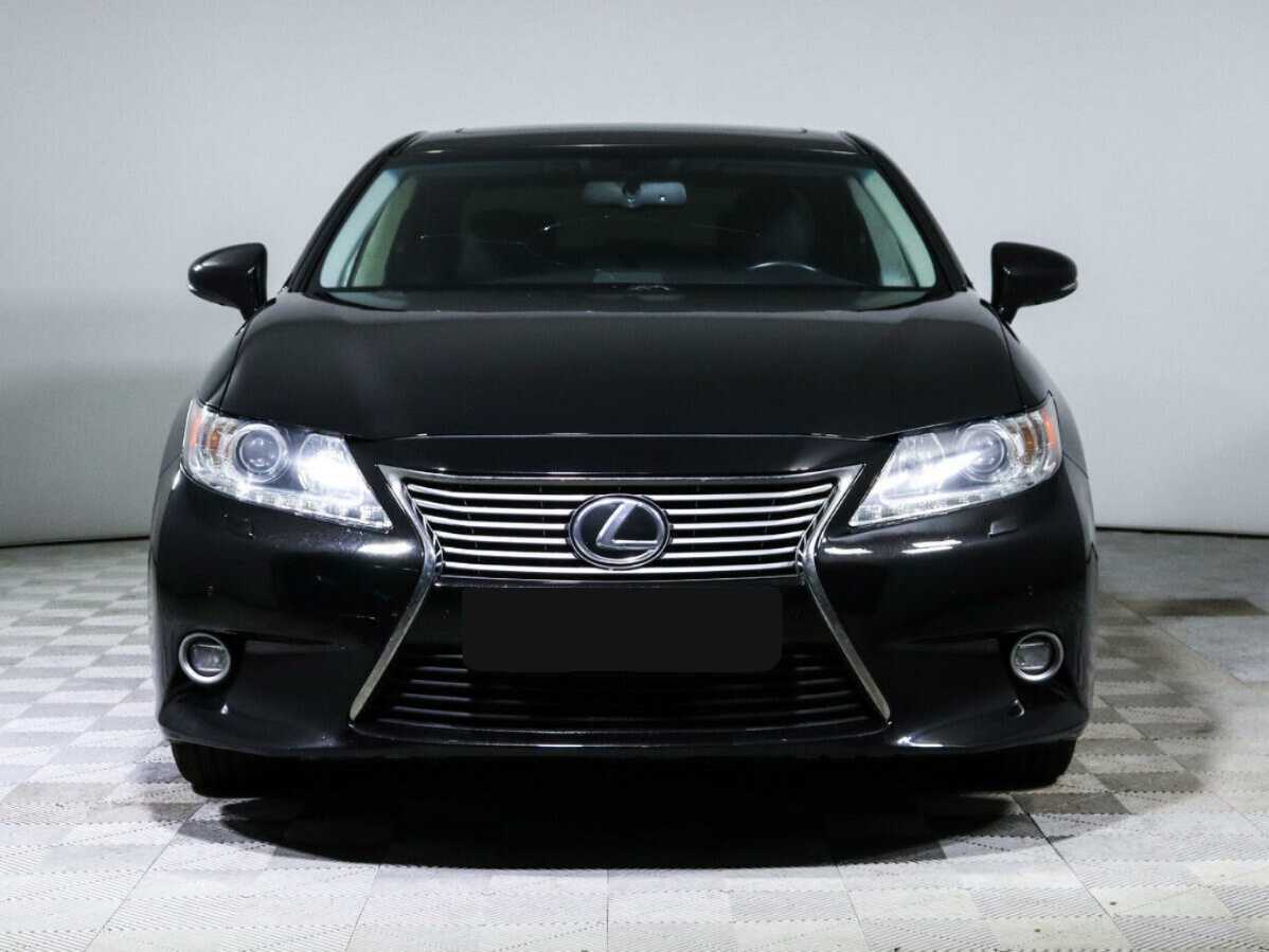 Lexus ES с пробегом — 2014 год. Фото: #1