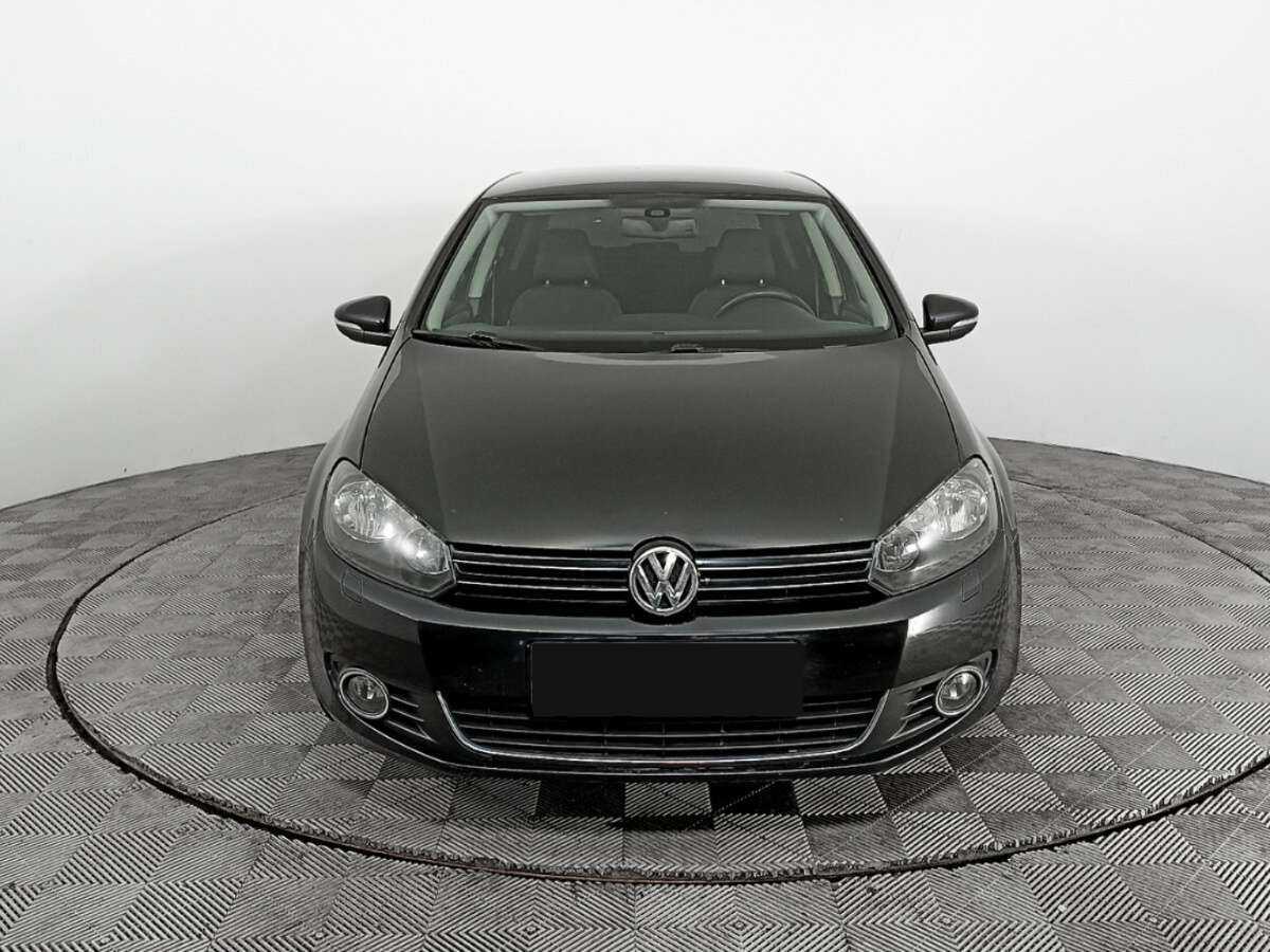 Volkswagen Golf с пробегом — 2011 год. Фото: #1