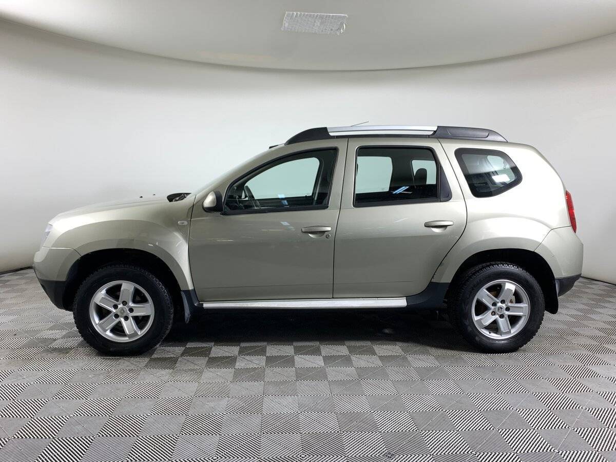 Renault Duster с пробегом — 2013 год. Фото: #7