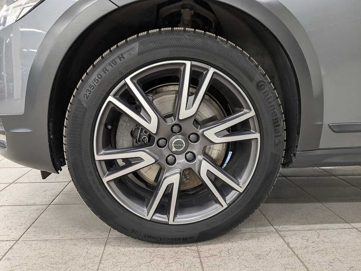 Volvo V90 Cross Country с пробегом — 2018 год. Фото: #11