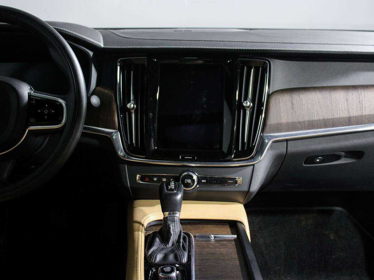 Volvo S90 с пробегом — 2020 год. Фото: #10