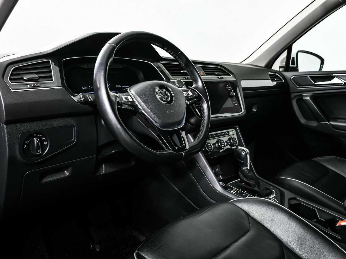 Volkswagen Tiguan с пробегом — 2018 год. Фото: #11