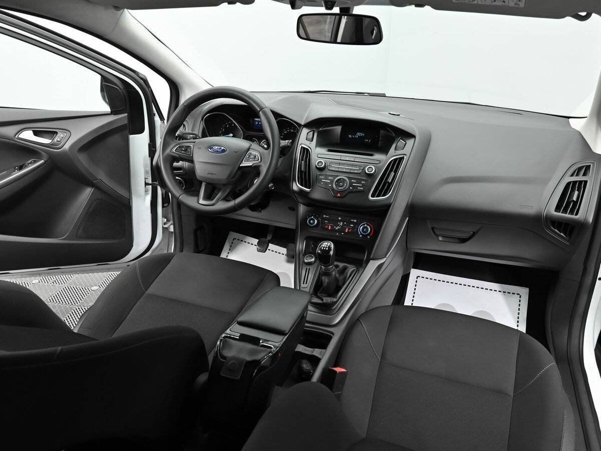 Ford Focus с пробегом — 2016 год. Фото: #10