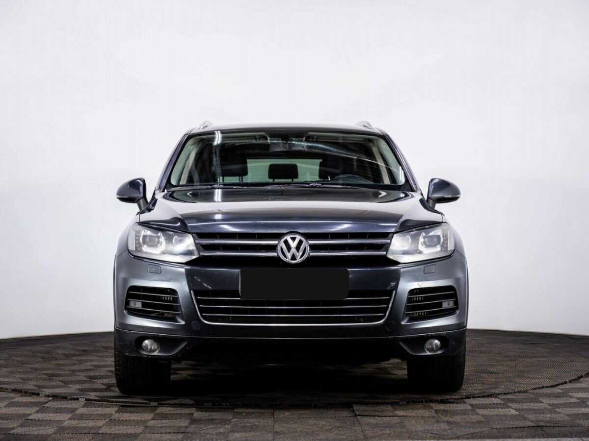 Volkswagen Touareg с пробегом — 2010 год. Фото: #1