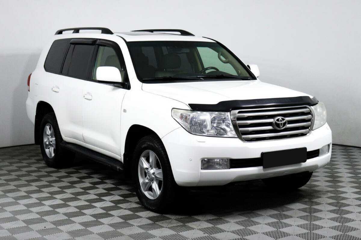 Toyota Land Cruiser с пробегом — 2011 год. Фото: #2