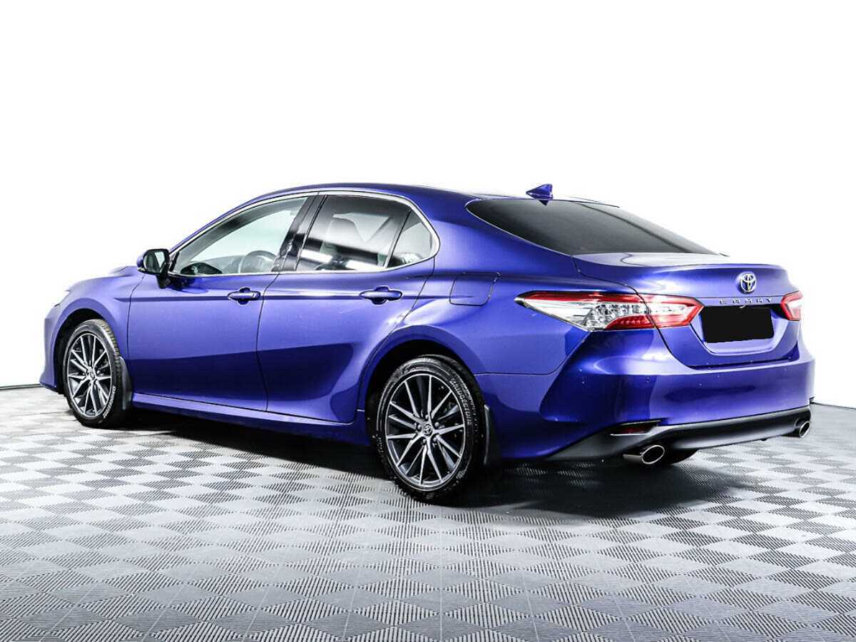 Toyota Camry с пробегом — 2021 год. Фото: #5