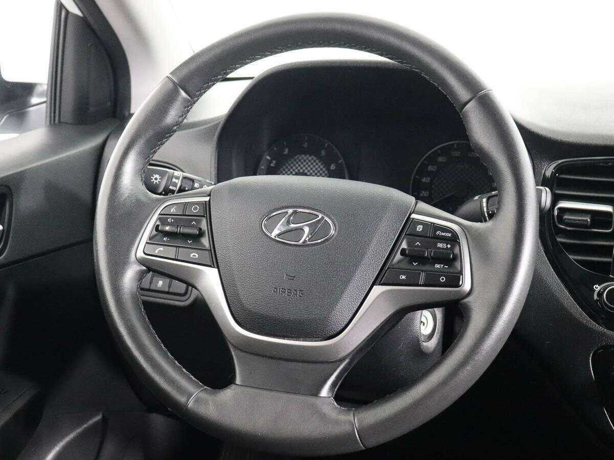 Hyundai Solaris с пробегом — 2020 год. Фото: #12