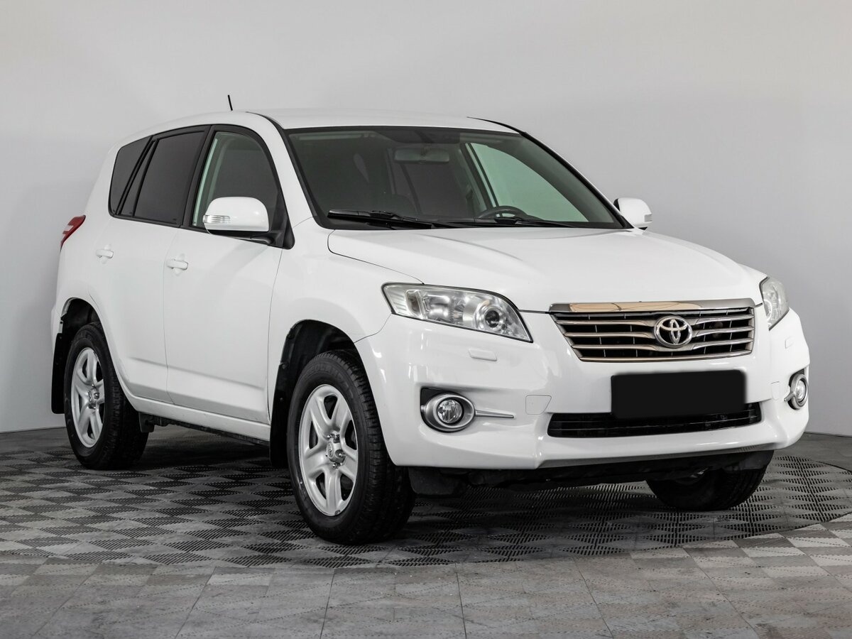 Toyota RAV4 с пробегом — 2010 год. Фото: #2