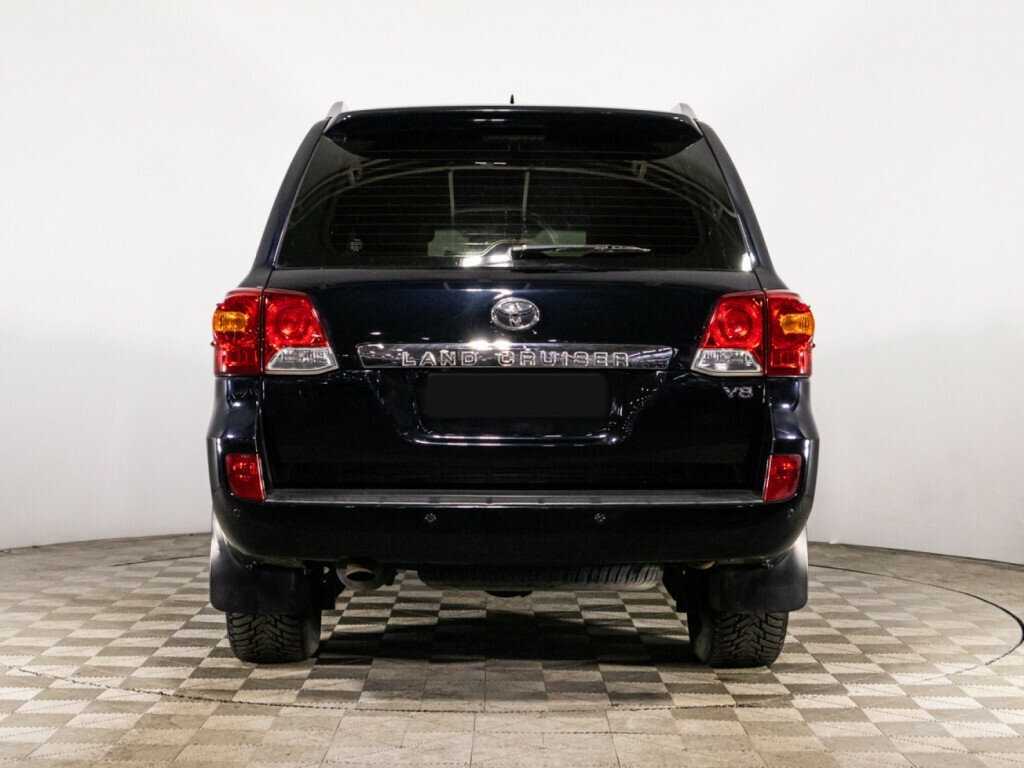 Toyota Land Cruiser с пробегом — 2014 год. Фото: #5
