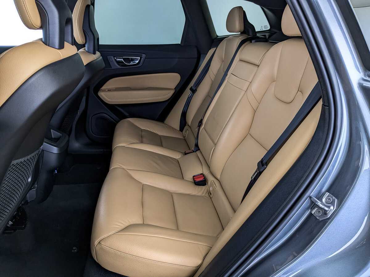 Volvo XC60 с пробегом — 2018 год. Фото: #14